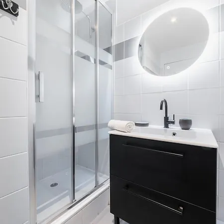 Appartamento Service - Vue Sur Le Musee - 5 *